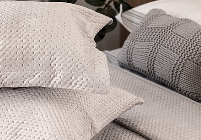 Kit Colcha Cobre-Leito Casal Estocolmo Aveludada