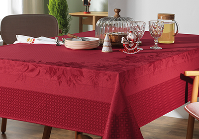 Toalha de Mesa Karsten Flores de Natal