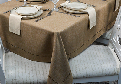 Toalha de Mesa Retangular Glamour Castanho