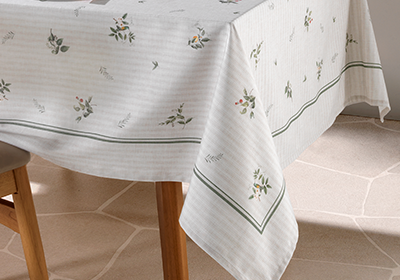 Toalha de Mesa Retangular Dohler Clean Amélia