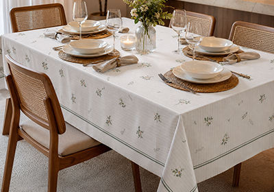 Toalha de Mesa Retangular Dohler Clean Amélia