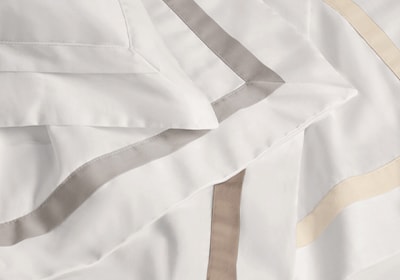 Jogo de Cama King Size Trussardi Vercelli 100% Algodão Egípcio Cetim 300 Fios (4 Peças)