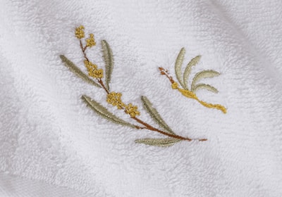 Jogo de Toalhas de Mão / Lavabo Trussardi Mimosa