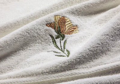 Jogo de Toalhas de Lavabo / Mão Karsten Lavínia