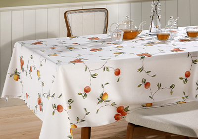 Toalha de Mesa Quadrada Dohler Clean Pêssegos 4 Lugares 1,40m x 1,40m