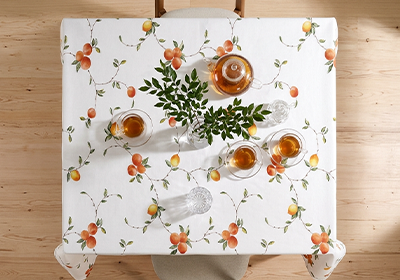 Toalha de Mesa Quadrada Dohler Clean Pêssegos 4 Lugares 1,40m x 1,40m