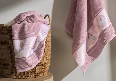 Toalha de Banho Infantil Karsten Princesinha