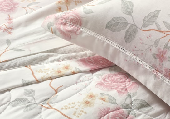 Kit Colcha Queen Ester, delicada e atemporal