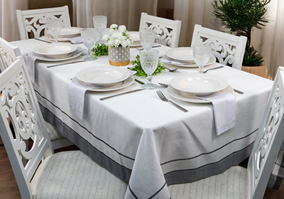 Toalha de Mesa Retangular Charmy Silver